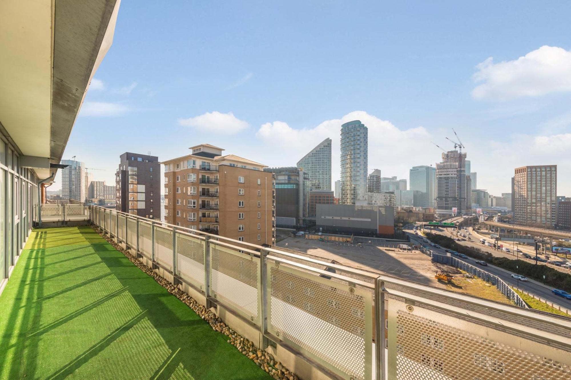 Appartamento Large 3 Bedroom - Large Terrace With Sunset Views Londra